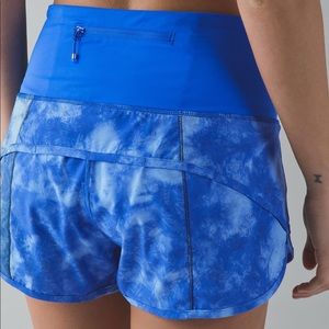 Lululemon Hi Rise Speed Shorts Tidal Trip Blue - 6